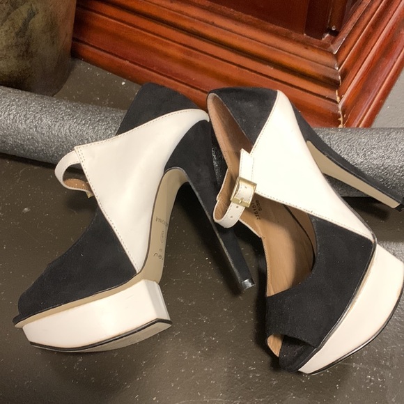 Platform high heels - Picture 6 of 6